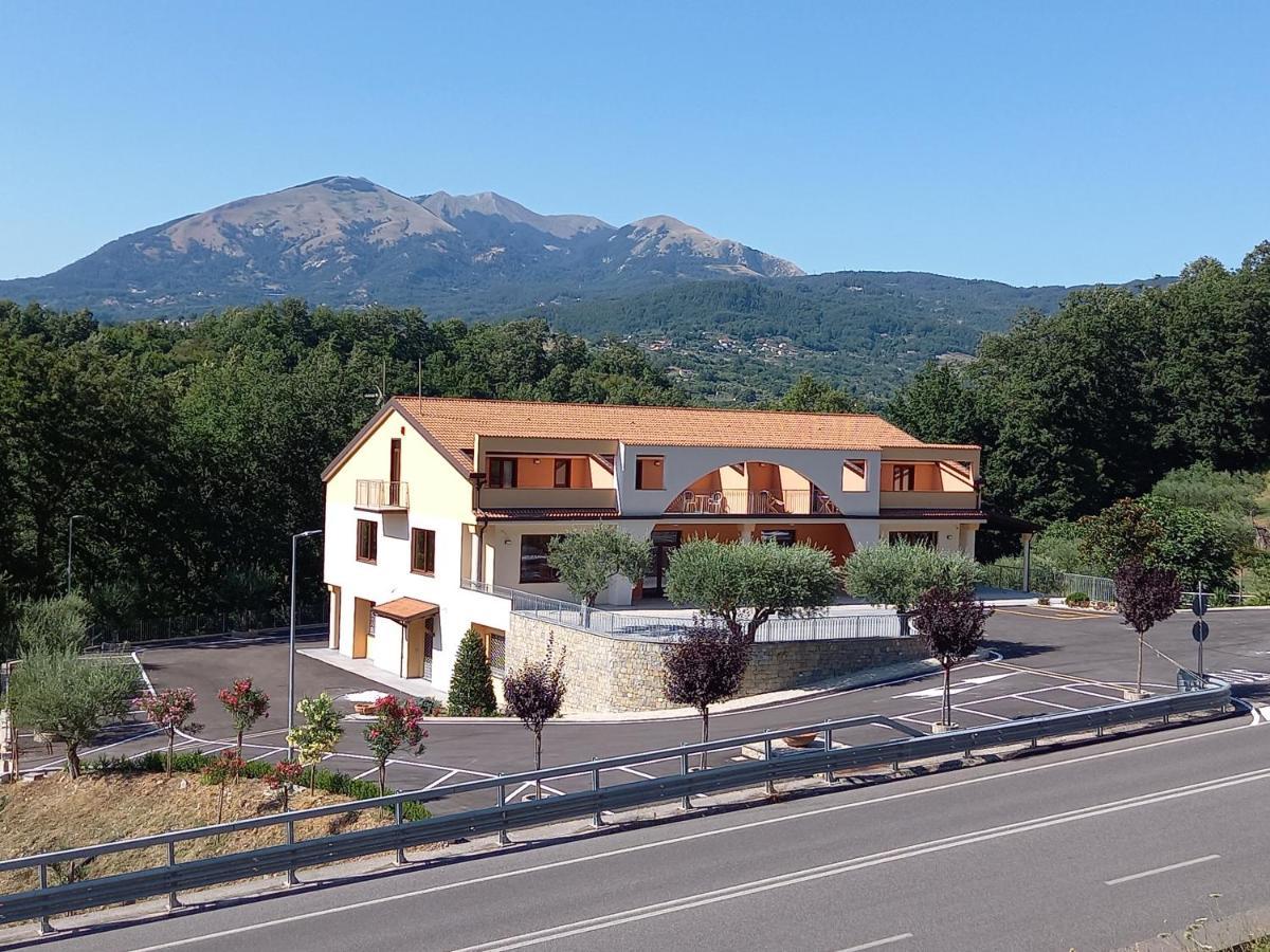 Hotel Ristorante Villa Terry Lauria Inferiore Luaran gambar