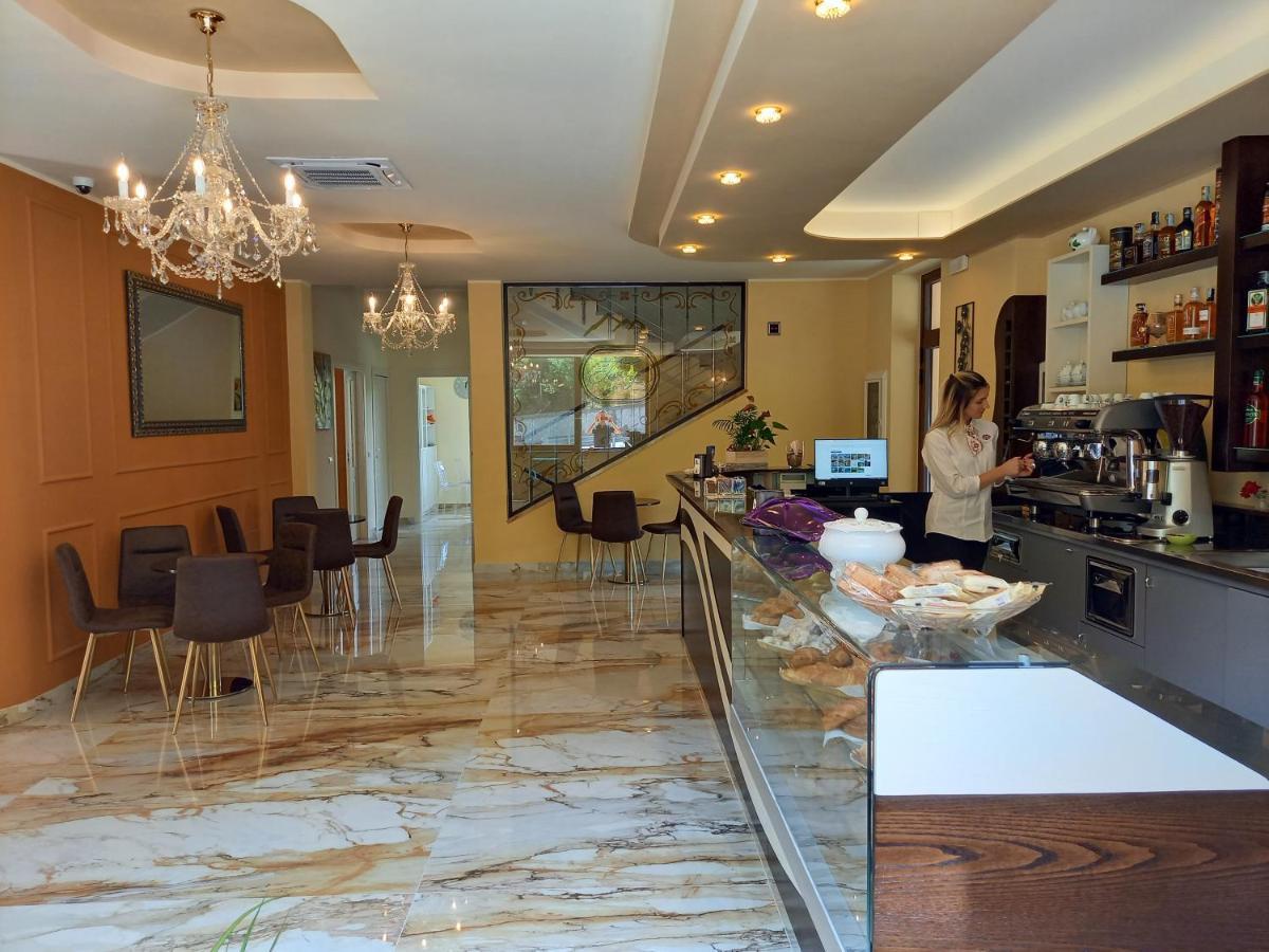 Hotel Ristorante Villa Terry Lauria Inferiore Luaran gambar