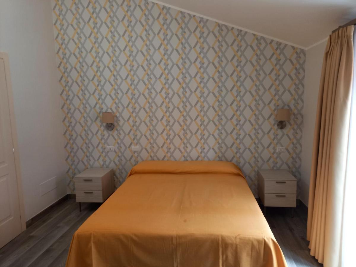 Hotel Ristorante Villa Terry Lauria Inferiore Luaran gambar