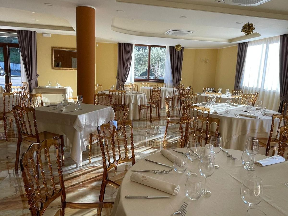 Hotel Ristorante Villa Terry Lauria Inferiore Luaran gambar