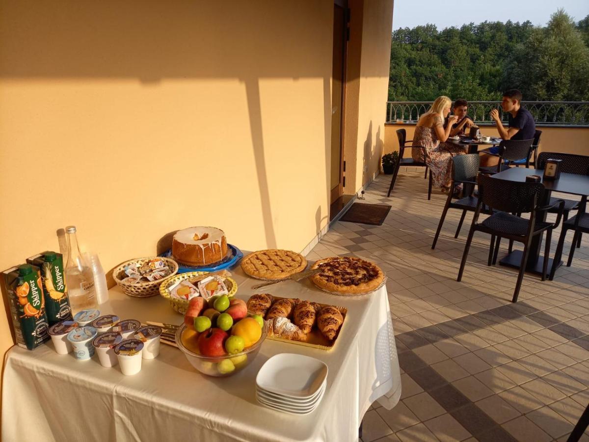 Hotel Ristorante Villa Terry Lauria Inferiore Luaran gambar