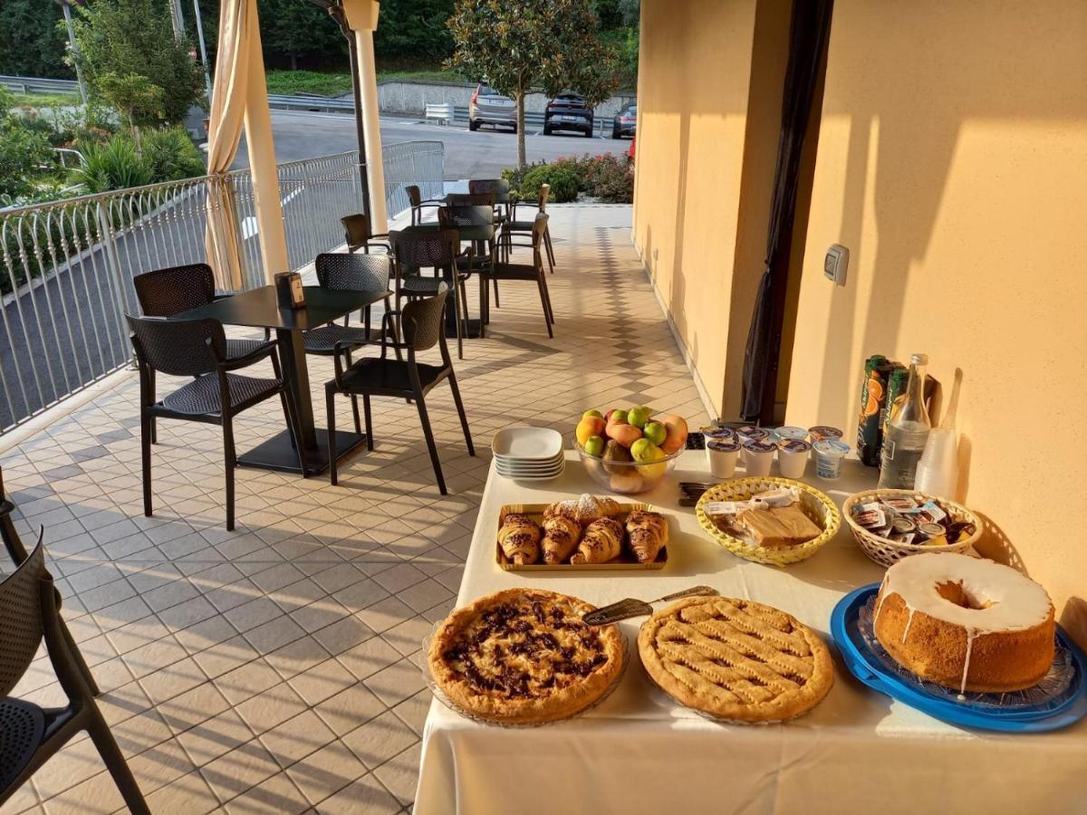 Hotel Ristorante Villa Terry Lauria Inferiore Luaran gambar